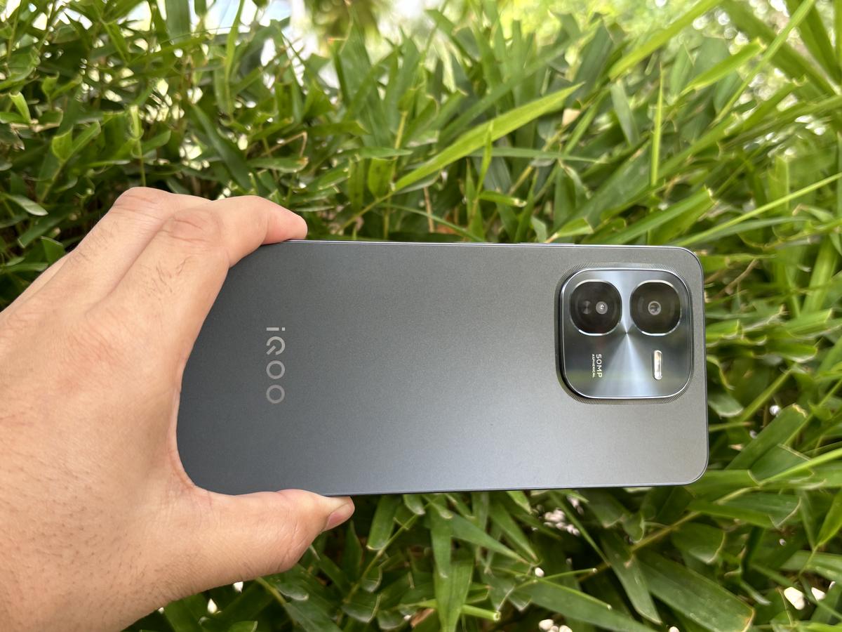iQOO Z10x / Z9x 5G